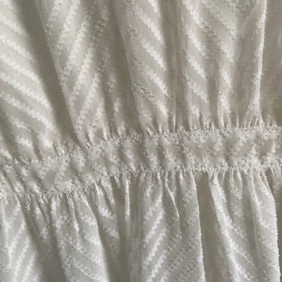 White Altar’d State dress - Picture 3 of 3